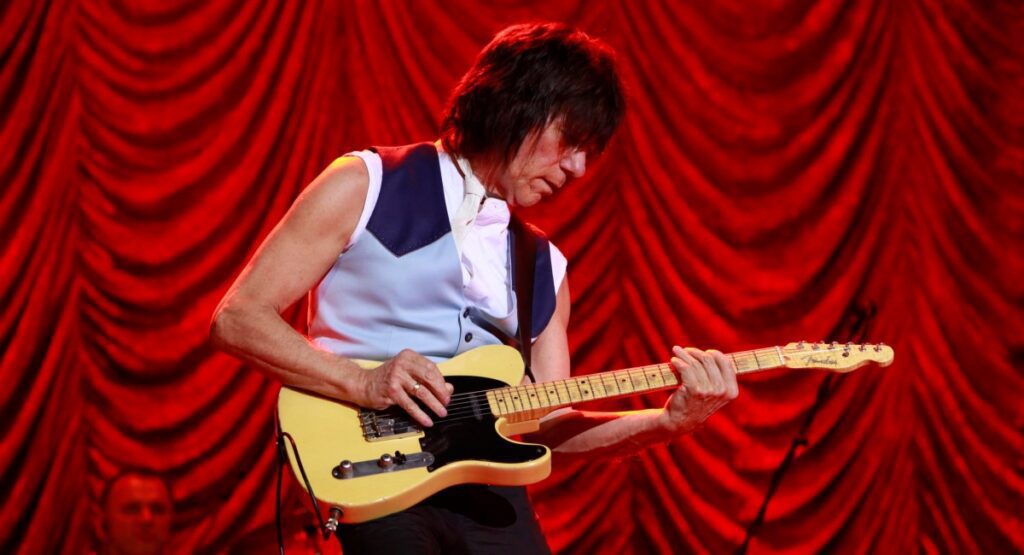 Jeff Beck Biography, Wiki, Cause of Death, Age, Wife, Net Worth, Children