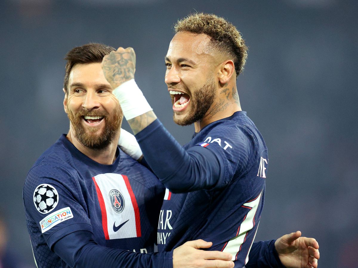 Messi reacts as Neymar bids him farewell